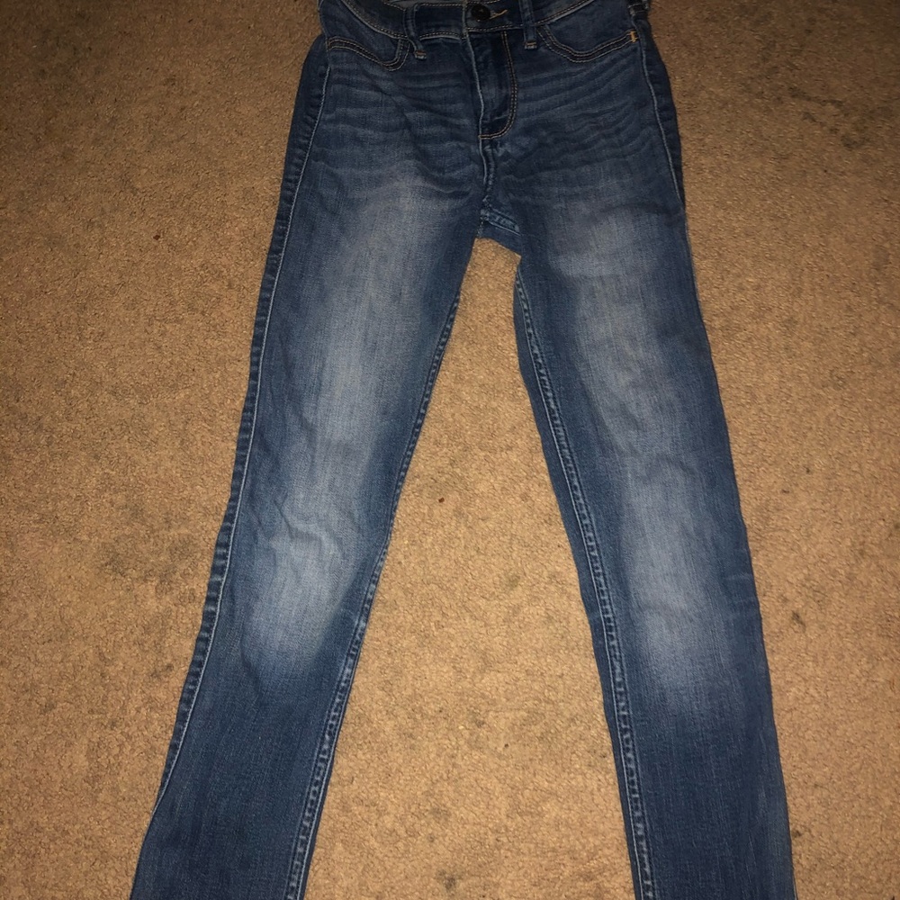 ✨dark washed skinny jeans, 00